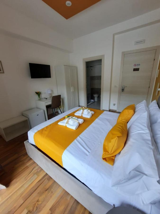U Baruni B&B Messina Buitenkant foto